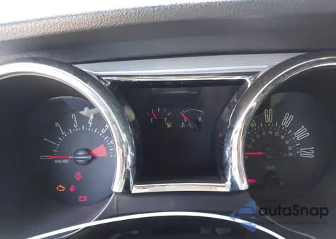 2006 Ford Mustang Gt z USA, uszkodzony, nr VIN 1ZVFT82H865139370